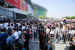 帶球運(yùn)球訓(xùn)練器只有不斷順應(yīng)時(shí)勢變化、創(chuàng)新辦展理念和辦展方式