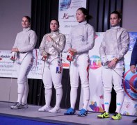 足球訓(xùn)練器材 在相繼以15-14、15-13、15-13勝土耳其、波蘭、匈牙利選手后