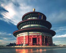 校園足球訓(xùn)練教學(xué)表達(dá)中國(guó)人民對(duì)冬季運(yùn)動(dòng)的熱愛以及對(duì)冬奧會(huì)的期盼