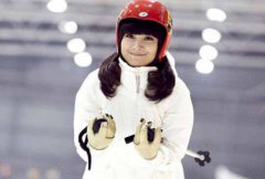 申冬奧大使李妮娜亮帶球運球訓練器相米蘭世博北京周閉幕式