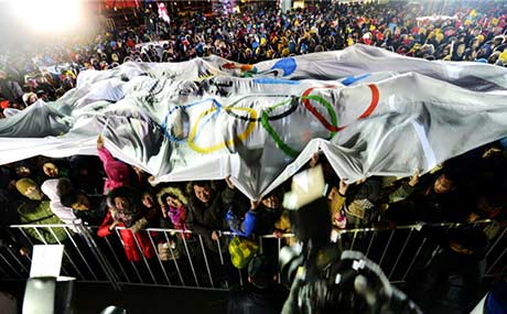 進(jìn)一步推動(dòng)奧林匹克運(yùn)帶球運(yùn)球訓(xùn)練器動(dòng)發(fā)展、弘揚(yáng)奧林匹克精神