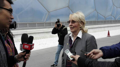 這對北京來停球射門訓練器說是幸運的