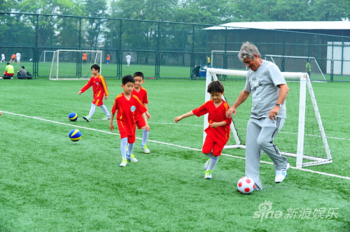 踐行校園足球初心 打造校園金牌賽事